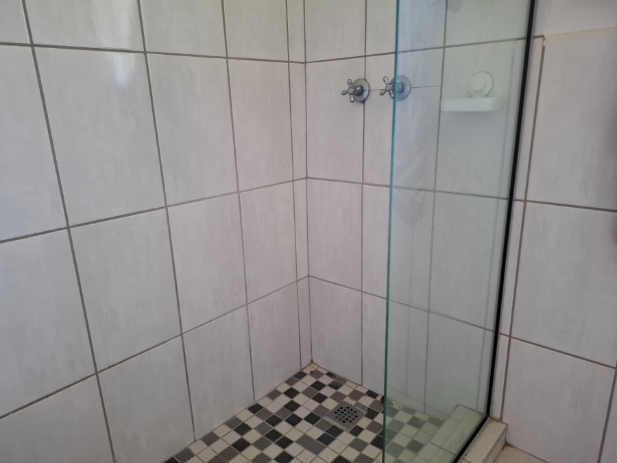 4 Bedroom Property for Sale in Brandwag Free State